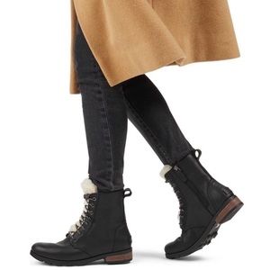 Sorel Emelie Genuine Shearling Short Lace-Up Boot NWT Size 6
